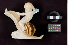 Foto eines Schneckenreiters aus Porzellan (NHMW-ZOO-MO-0081100-ETH-002)